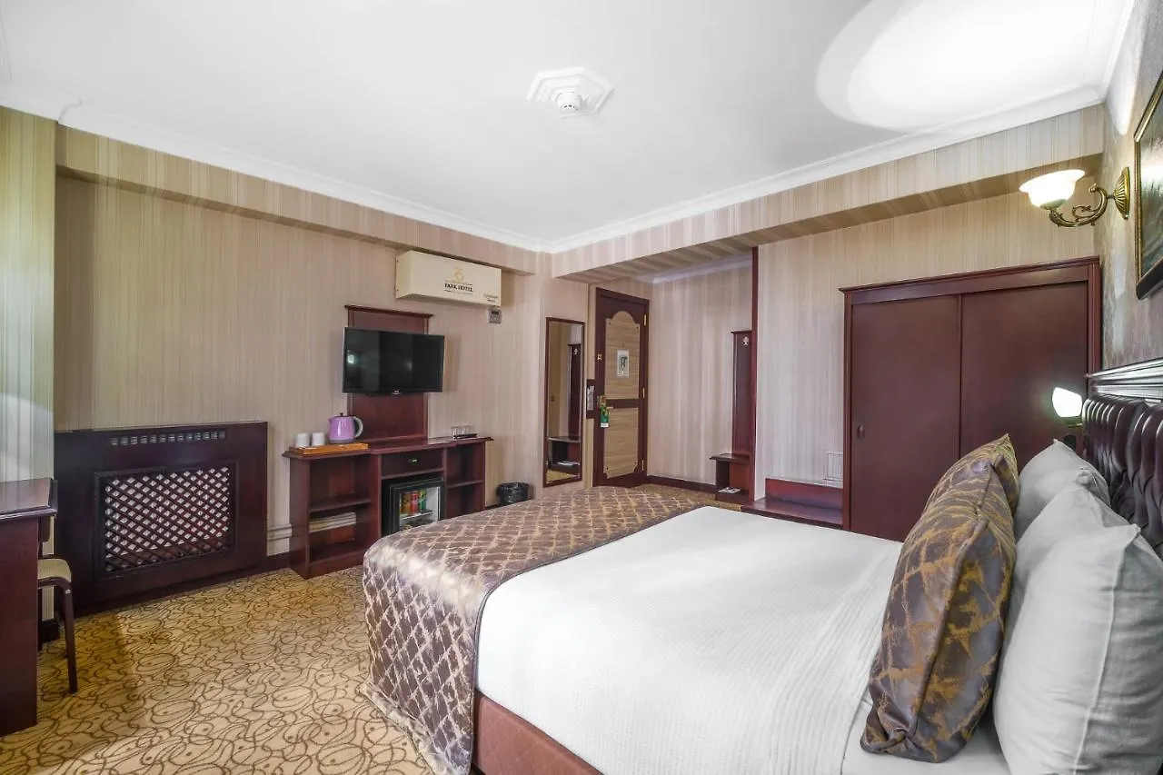 Oglakcioglu Park Boutique Hotel İzmir