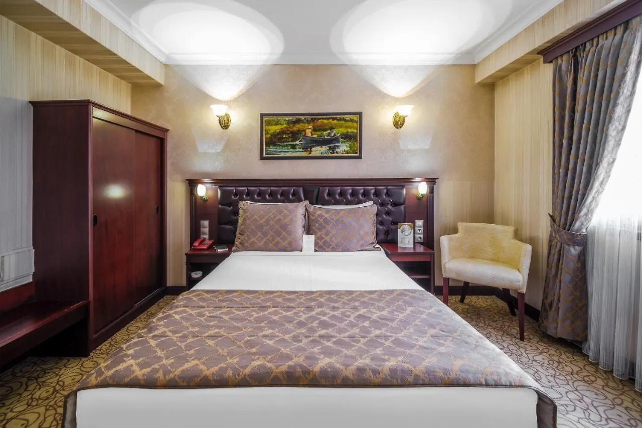 Oglakcioglu Park Boutique Hotel İzmir