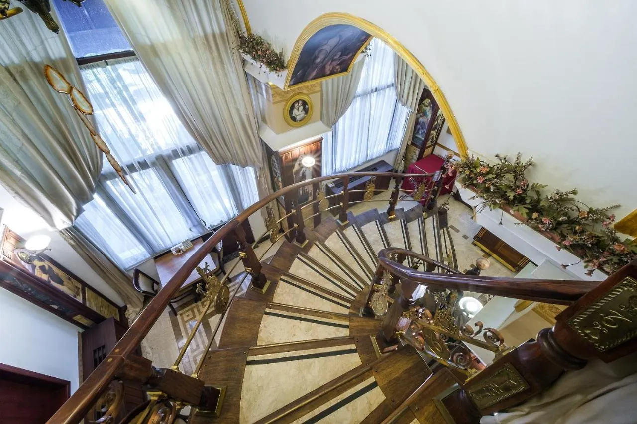 Oglakcioglu Park Boutique Hotel İzmir