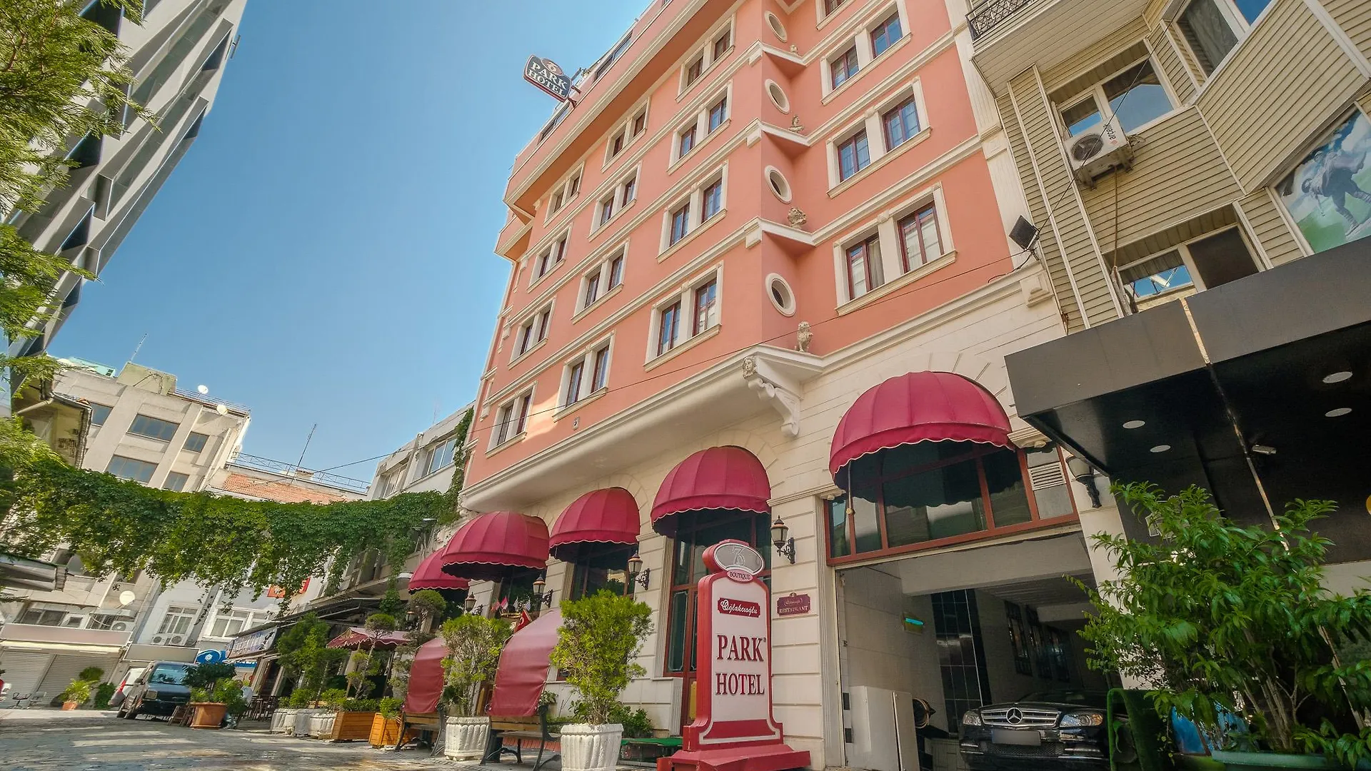 Oglakcioglu Park Boutique Hotel İzmir